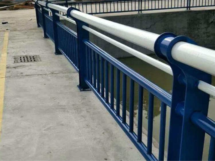 不銹鋼防撞護欄